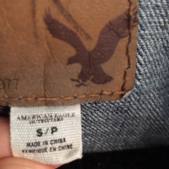 Cropped American Eagle Denim jacket, size S - Picture 6 of 7